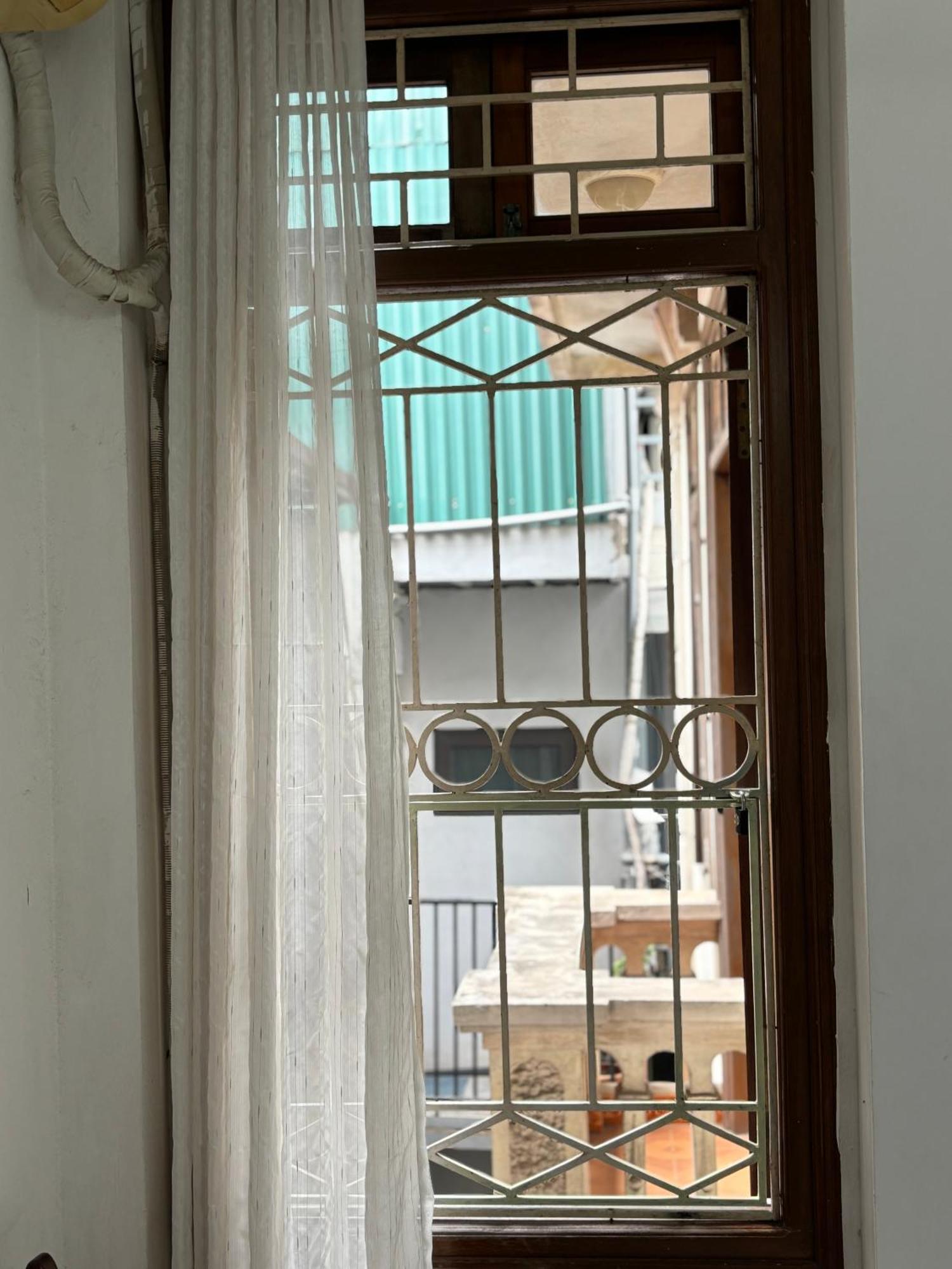 Hostel Nha Nghi Thanh Thu