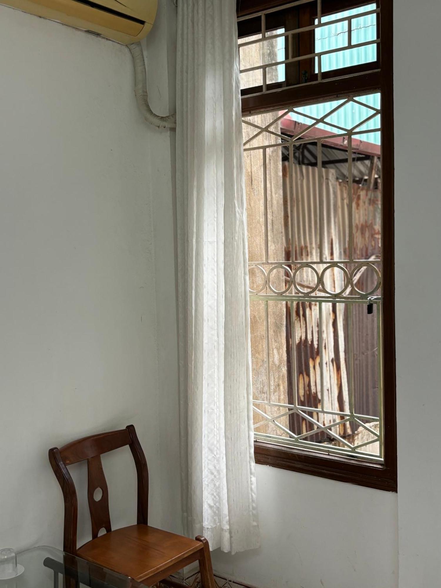 Hostel Nha Nghi Thanh Thu *